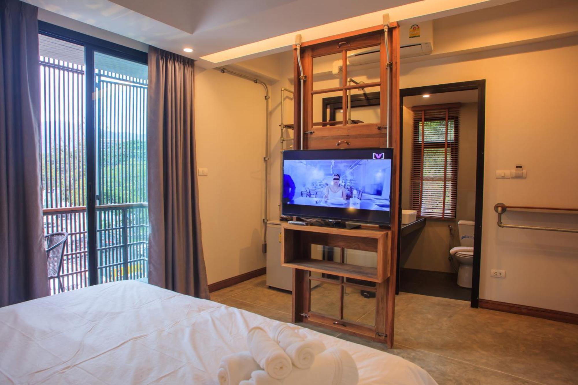 The Arak Bed Bar And Hostel Čiang Mai Pokoj fotografie