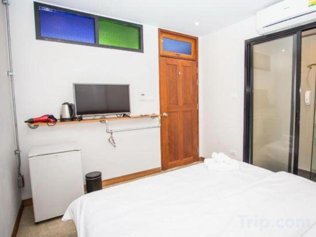 The Arak Bed Bar And Hostel Čiang Mai Exteriér fotografie