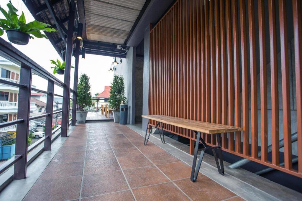 The Arak Bed Bar And Hostel Čiang Mai Exteriér fotografie