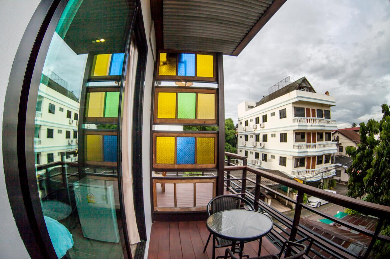 The Arak Bed Bar And Hostel Čiang Mai Exteriér fotografie