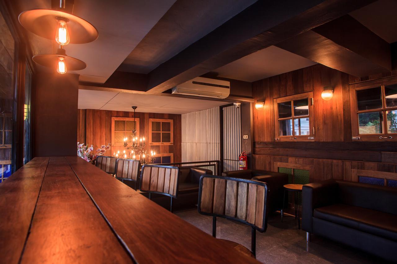 The Arak Bed Bar And Hostel Čiang Mai Exteriér fotografie