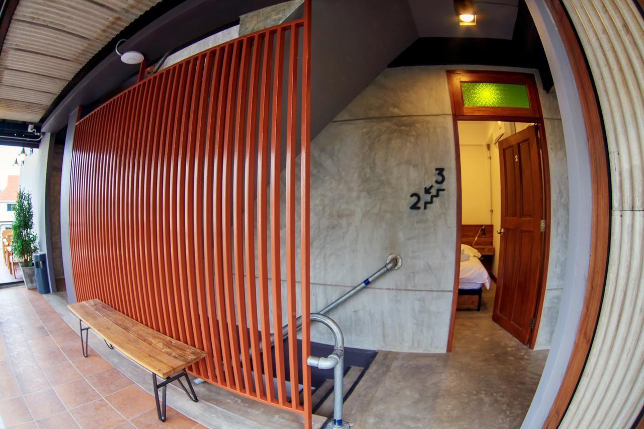 The Arak Bed Bar And Hostel Čiang Mai Exteriér fotografie