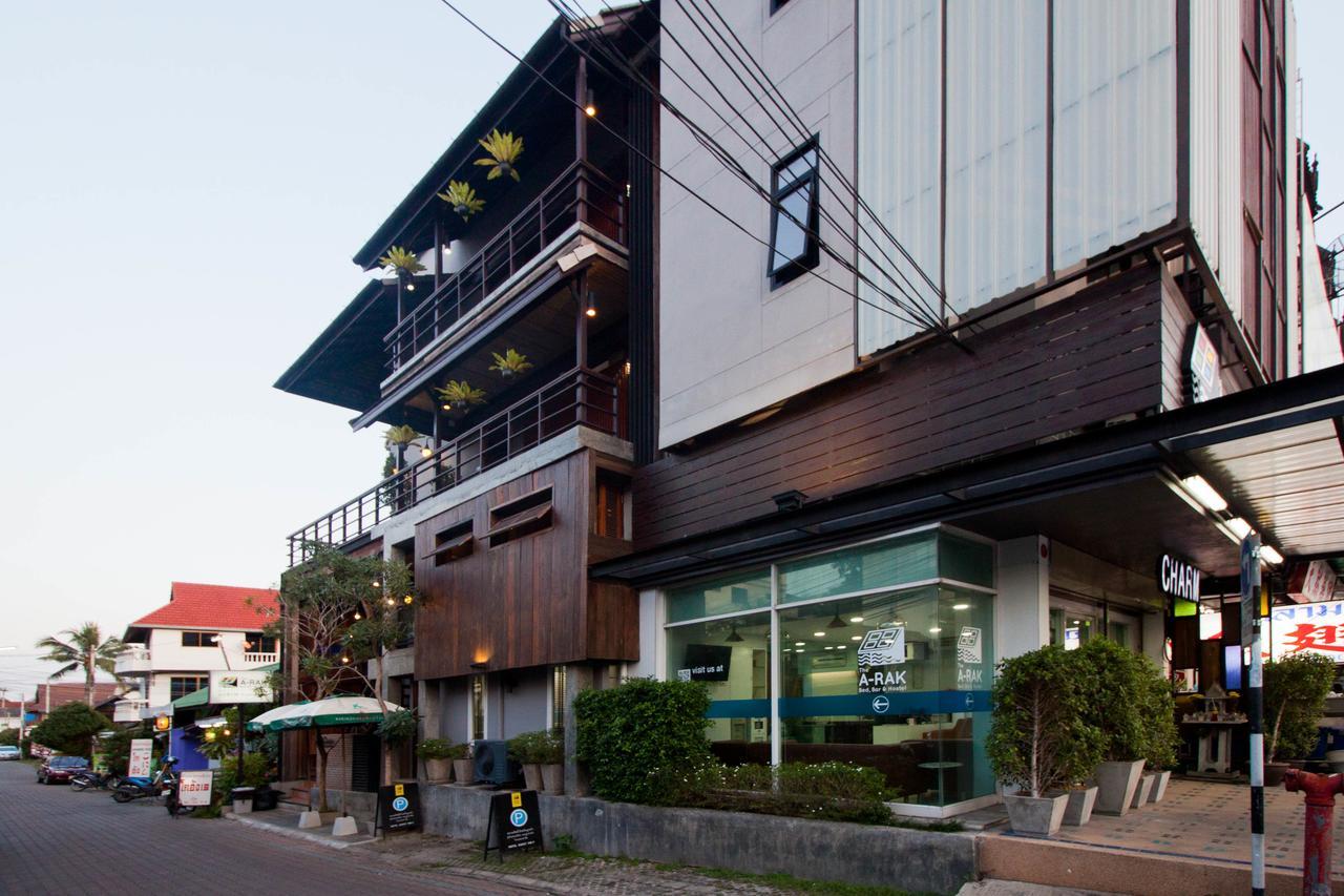 The Arak Bed Bar And Hostel Čiang Mai Exteriér fotografie