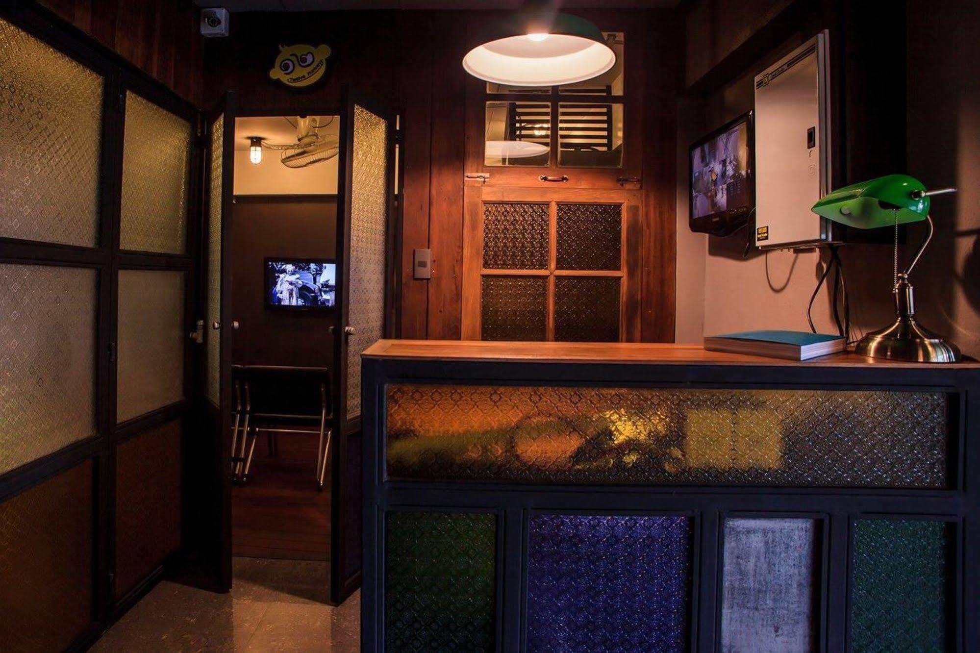 The Arak Bed Bar And Hostel Čiang Mai Exteriér fotografie